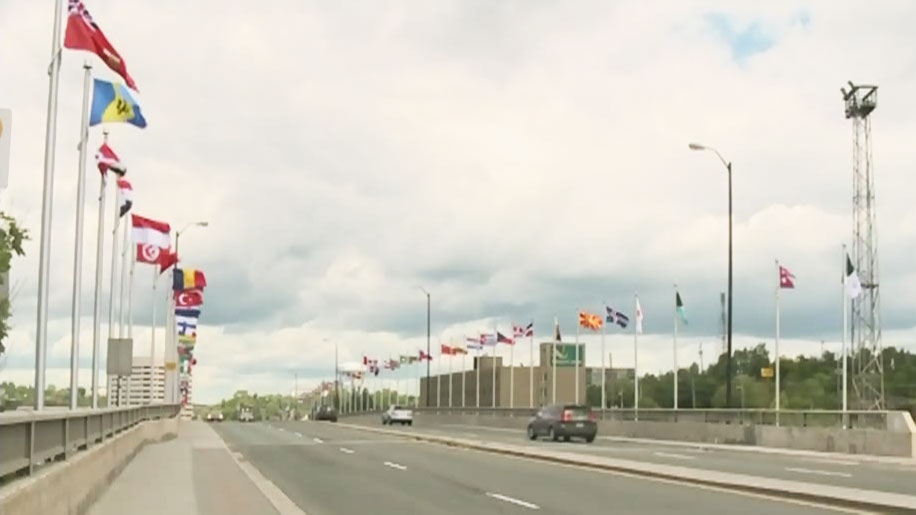 Russian flag to stay on Sudbury's Bridge of Nations, but coming