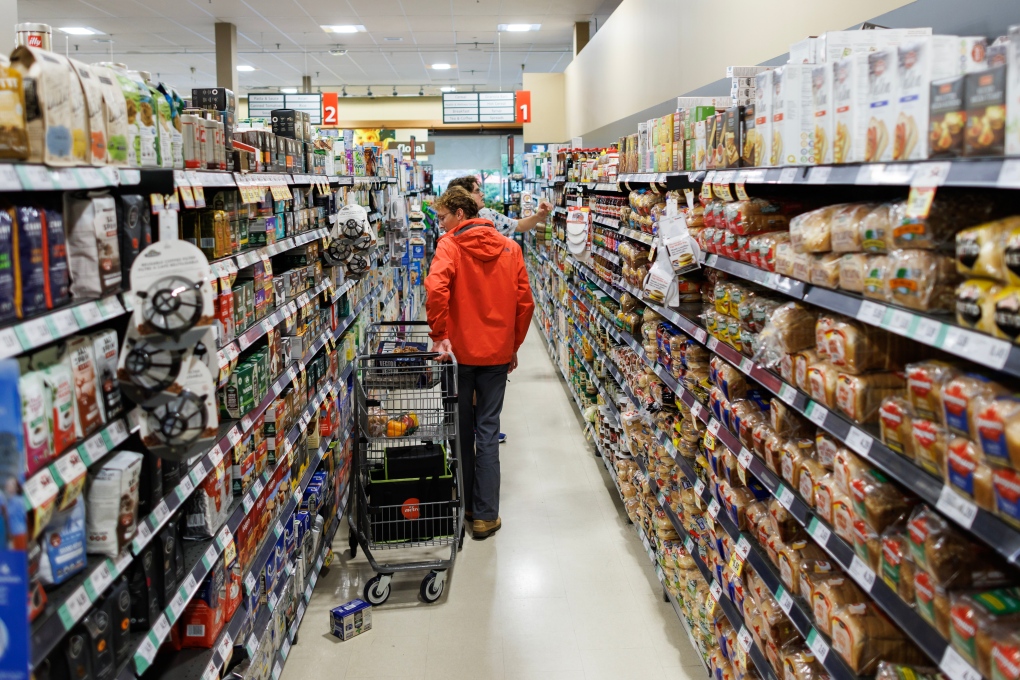 Holiday tradition draws Thanksgiving shoppers to stores