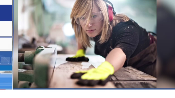 Program encourages women to get into carpentry